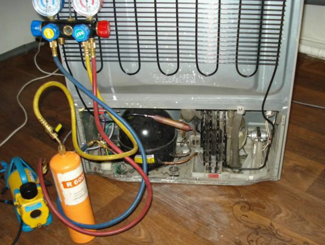 Ремонт холодильника в Заозерном